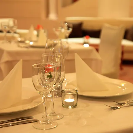 Akrogiali Exclusive (adults Only)