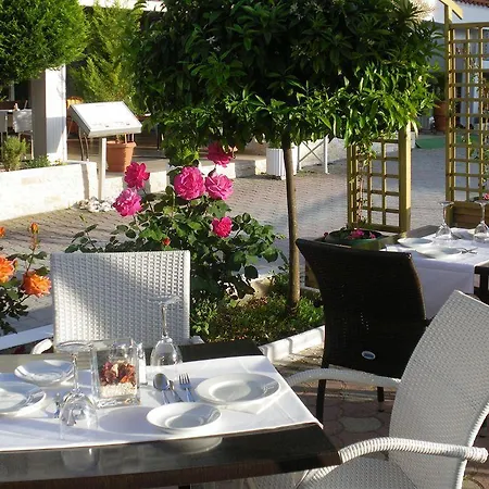Akrogiali Exclusive (adults Only) 3*