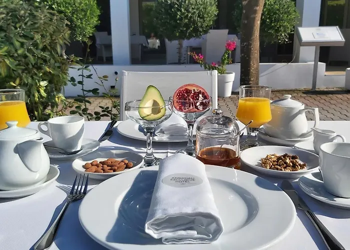 Akrogiali Exclusive (adults Only)