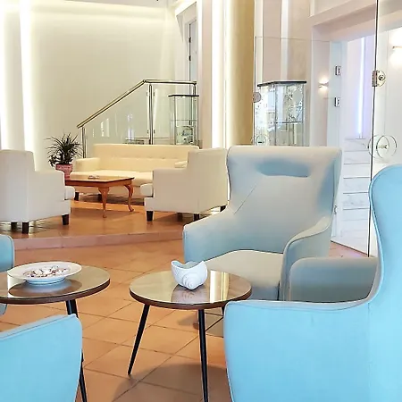 Hotell Akrogiali Exclusive (adults Only)