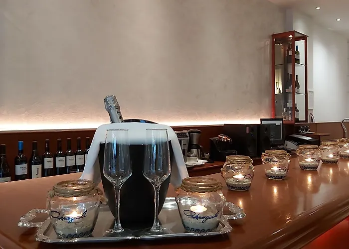 Akrogiali Exclusive (adults Only)