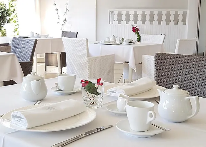 Akrogiali Exclusive (adults Only) Szálloda 3*