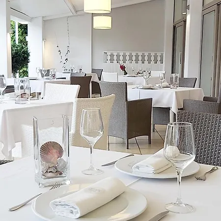 Akrogiali Exclusive (adults Only) 酒店 3*